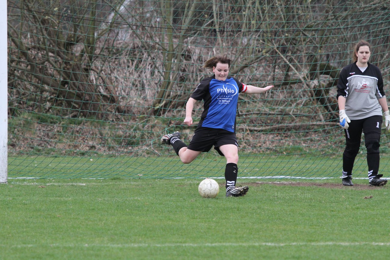 Bild 60 - Frauen am 3.4.11